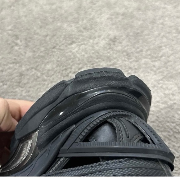 Balenciaga Tracks - Picture 1 of 8